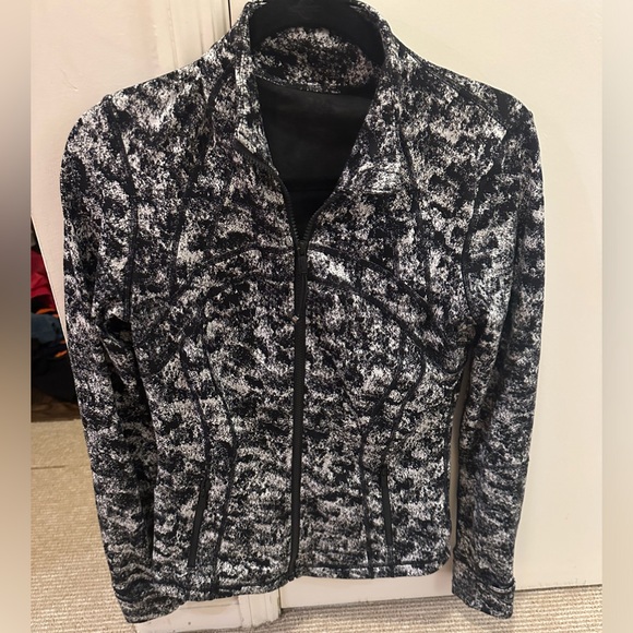 Lululemon define jacket - Picture 2 of 3